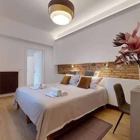 Apartman Aventino Contemporary *