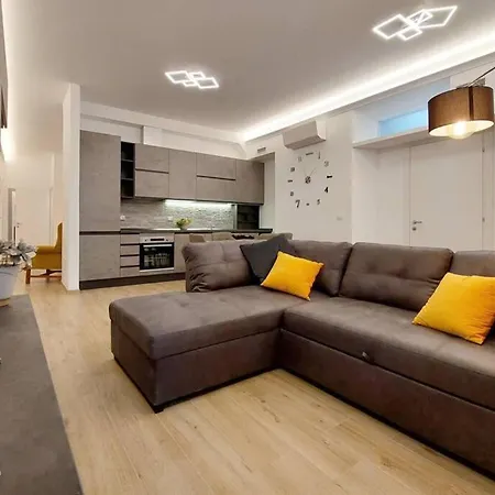 Apartman Aventino Contemporary *