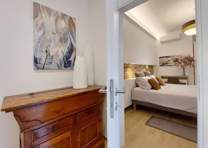 Aventino Contemporary